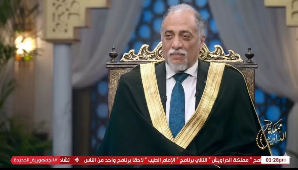 د . عبد الهادي القصبي ..شيخ مشايخ الصوفية