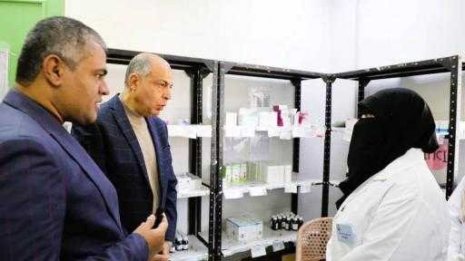 محافظ المنيا يتفقد الوحدة الصحية بقرية تلة لمتابعة الخدمات الصحية استعدادًا لتطبيق التأمين الصحي الشامل