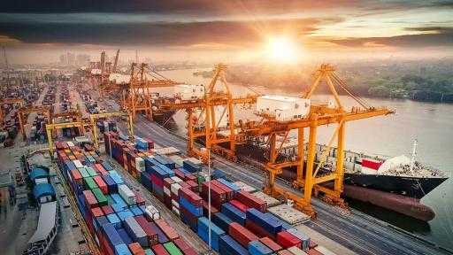 شعبة النقل الدولي بالإسكندرية تشيد باستثناء شحنات الترانزيت من شرط‎ ‎ACID