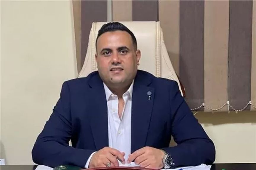 النائب مصطفى مزيرق 