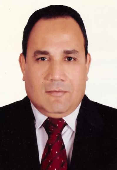 الكاتب الصحفي مظهر أبو عايد