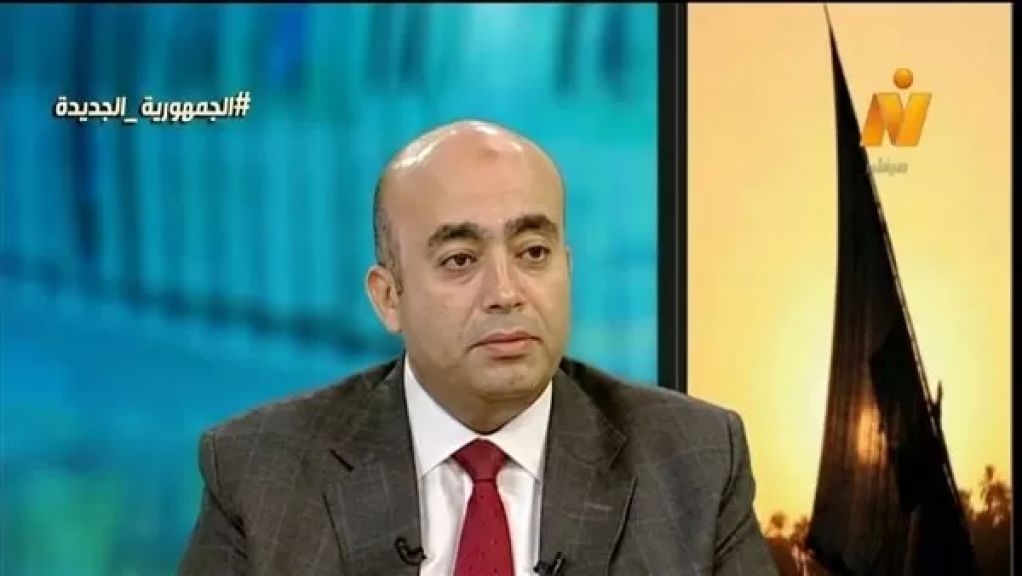 إسلام عوض، الكاتب والمحلل السياسي