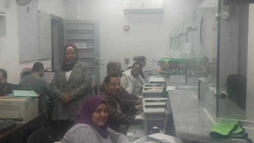 اكرام محمود تتفقد المركز التكنولوجى والادارة الهندسية لمتابعة ملفات التصالح ببنى مزار