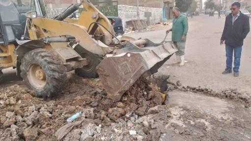 اكرام محمود رئيس مركز ومدينة بنى مزار  : استمرار اعمال النظافة بأحياء المدينة