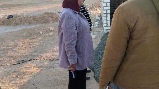 رئيس المركز تتفقد اعمال انشاء حضانه الشيخ فضل _ المنيا حسن الجلاد