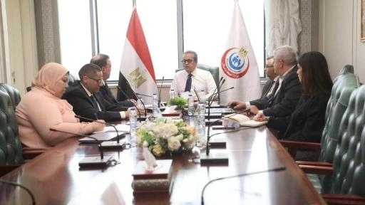 وزير الصحة يراجع المقترح النهائي للمنصة الرقمية الداخلية لمتابعة المشروعات القومية