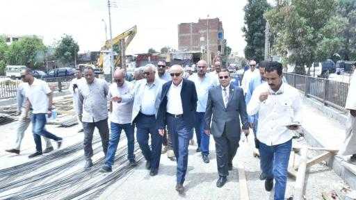 محافظ الأقصر فى جولة بمدينة إسنا لتفقد المشروعات كوبري الدير وتوجيهات بتسريع إنشاء وحدة الغسيل الكلوي