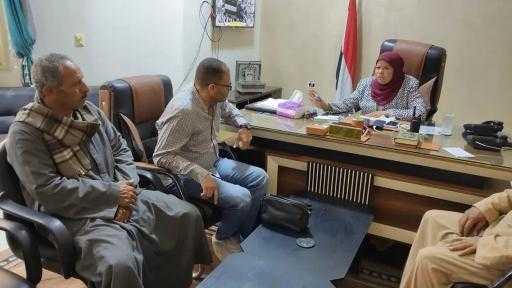 رئيس المركز تعقد اللقاءات المستمرة لبحث شكاوى المواطنين