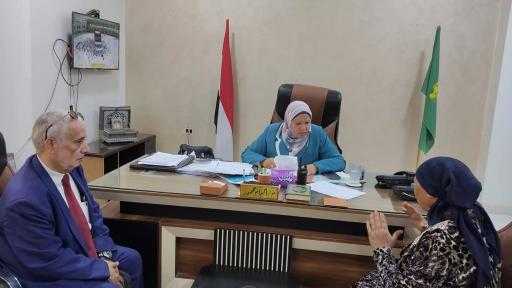 رئيس المركز تعقد اللقاءات المستمرة لبحث شكاوى المواطنين  - المنيا : حسن الجلاد