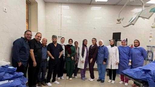 مستشفي صدر المنيا: تحدياً للصعاب.. نجاح جراحة دقيقة لتثبيت كسر ثنائي بالفك السفلي لمريض يعاني من إصابة خطيرة بالصدر