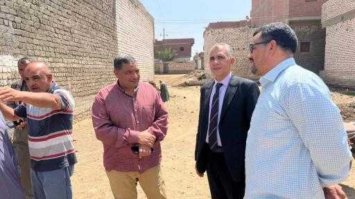 حمادة حلبى نائب الشعب : اليوم بدأ العمل على رفع اسلاك الضغط العالى بقرية اعطو .  المنيا : حسن الجلاد