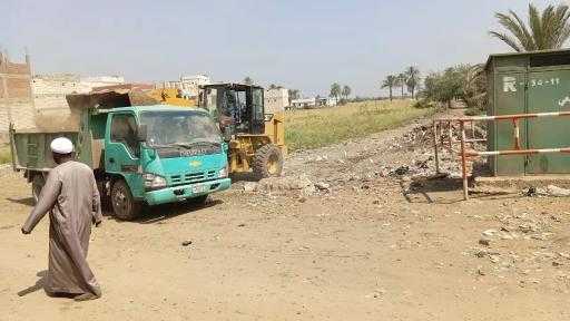 لرفع كفاءة منظومه النظافه،،،،  حملات نظافه مكثفه بقري مركز مطاى.