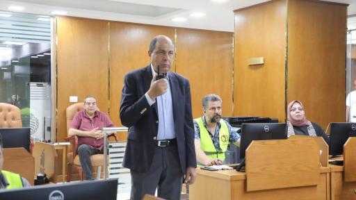 محافظ المنيا يتابع من داخل مركز السيطرة انطلاق الموجة 29 لإزالة التعديات  ويؤكد: لا تهاون في استرداد حق الدولة وفرض هيبة القانون