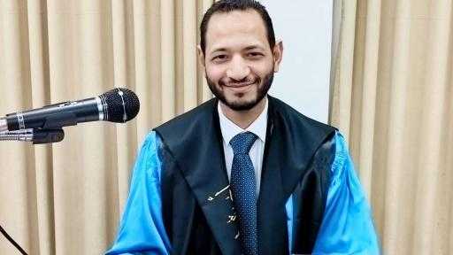 ابن بنى مزار احمد ابراهيم احمد يحصل على الماجستير بامتياز مع توصية بالطبع  - المنيا : حسن الجلاد