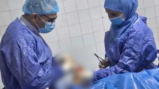 مستشفى مطاي المركزي: ينقذ يد طفل (14 عاماً) بجراحة عاجلة لتوصيل الأوتار - المنيا : حسن الجلاد
