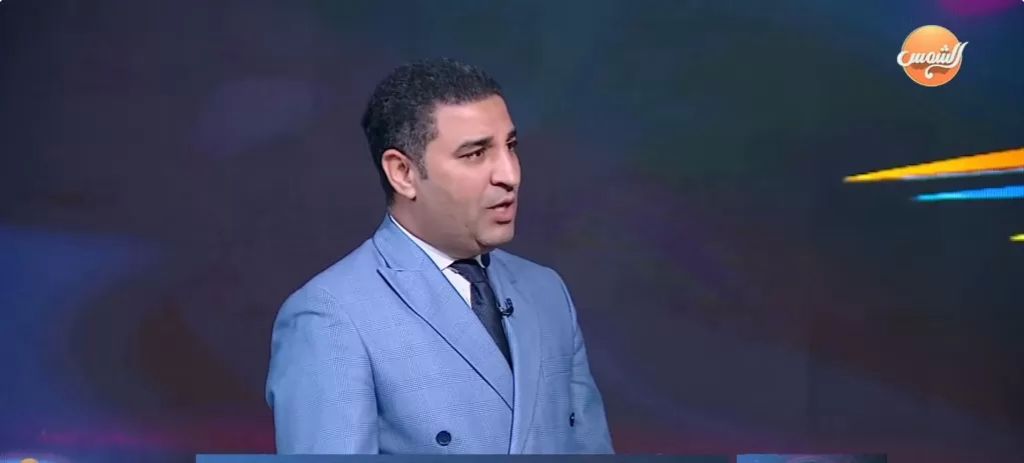  الكاتب الصحفي مصطفى ثابت