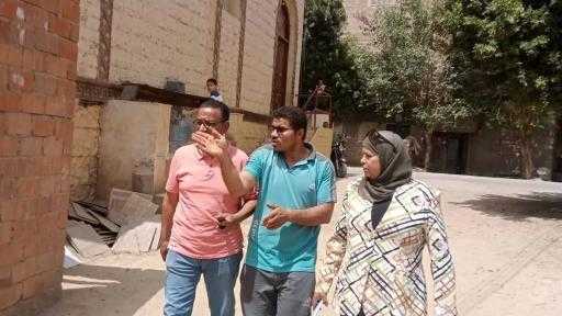 رئيس المركز فى جولة ميدانية لمتابعة انشاء حاجز خرسانى بطريق ٥٧٥ الشيخ فضل طريق الصوامع