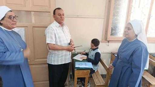 وائل أبو عيطة يواصل جولاته الميدانية لمتابعة سير الامتحانات ببنى مزار - المنيا : حسن الجلاد