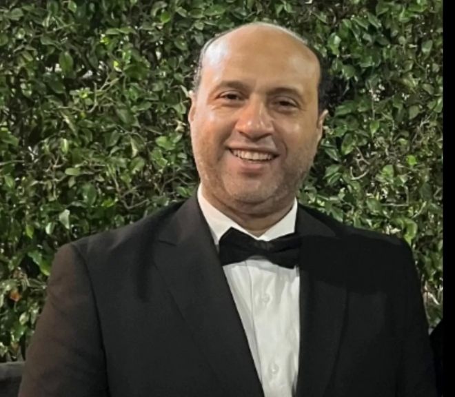 الكاتب عمرو الغندقلي 