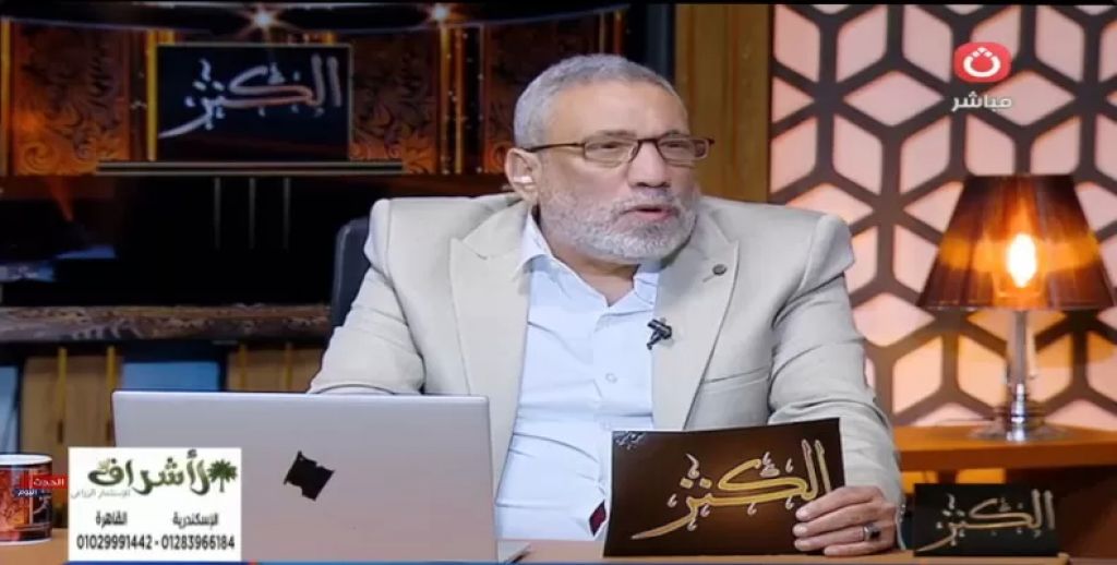 الإعلامي أشرف محمود