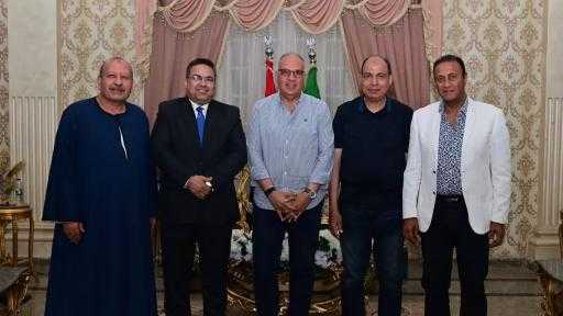 بحضور أعضاء مجلس النواب.. محافظ المنيا ووزير الرى يعقدان اجتماعا موسعاً لبحث مستجدات المشروعات القومية وتوفير الاحتياجات المائية الصيفية
