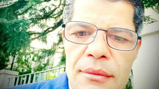اعذره ياولدى فمشاعر اليُتم تُدمي