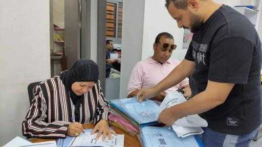 اكرام محمود تتفقد المركز التكنولوجى والادارة الهندسية لمتابعة ملفات التصالح ببنى مزار