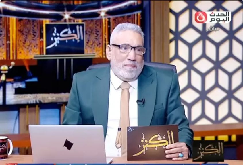 الإعلامي أشرف محمود