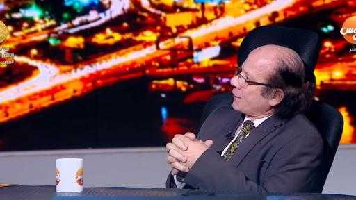أستاذ بجامعة عين شمس: المناهج الحالية صُممت بدرجة عالية من التعقيد لا... أستاذ بجامعة عين شمس: المناهج الحالية صُممت بدرجة عالية من التعقيد لا تناسب سن الطلاب