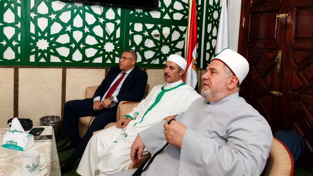 مجالس النور العلمية بالحسين 