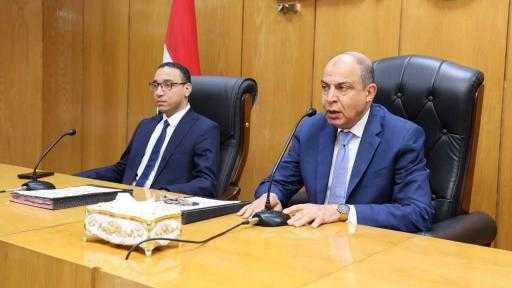 خلال ترؤسه المجلس التنفيذي.. محافظ المنيا: المركز الأول في ملف “التقنين” يعكس نجاح منظومة العمل.