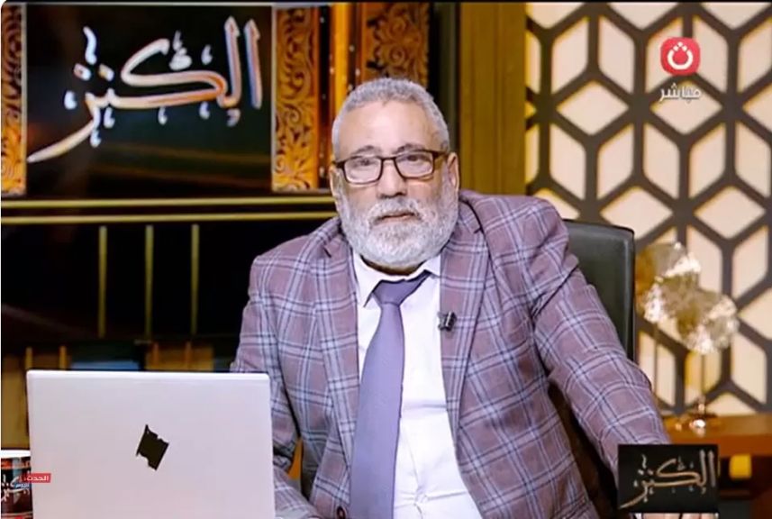 الإعلامي أشرف محمود