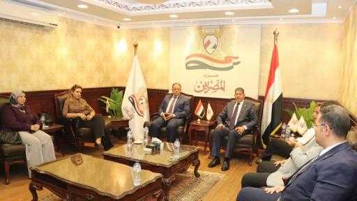 بالصور.. حزب «المصريين» يعقد المنتدى الوطني للمصريين بالخارج لتعزيز الاستثمار والشراكة الوطنية