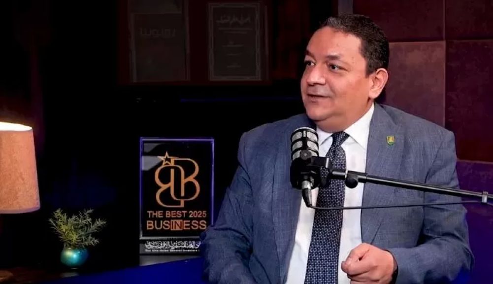 الأستاذ الدكتور أحمد سمير، عميد كلية الطب البيطري بجامعة القاهرة