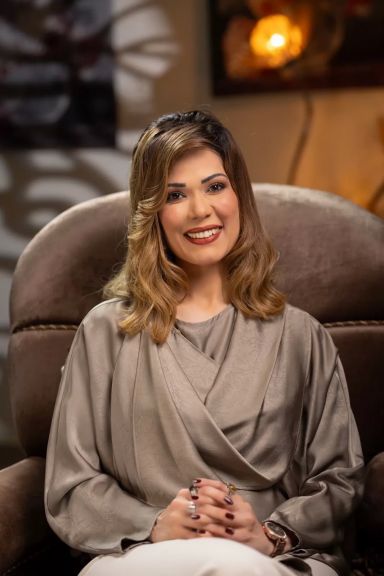 خبيرة الأبراج وفاء حامد