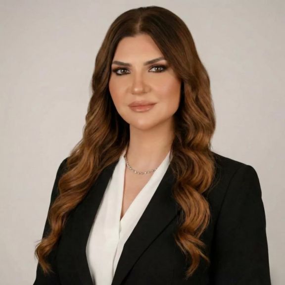 الدكتورة غادة البدوي، أمين سر لجنة التعليم والبحث العلمي وتكنولوجيا المعلومات والاتصالات بمجلس الشيوخ