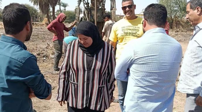 رئيس المركز تشهد رفع الجسات تمهيدًا لإنشاء الوحدة الصحية بقرية أم الساس ضمن مشروعات «حياة كريمة»